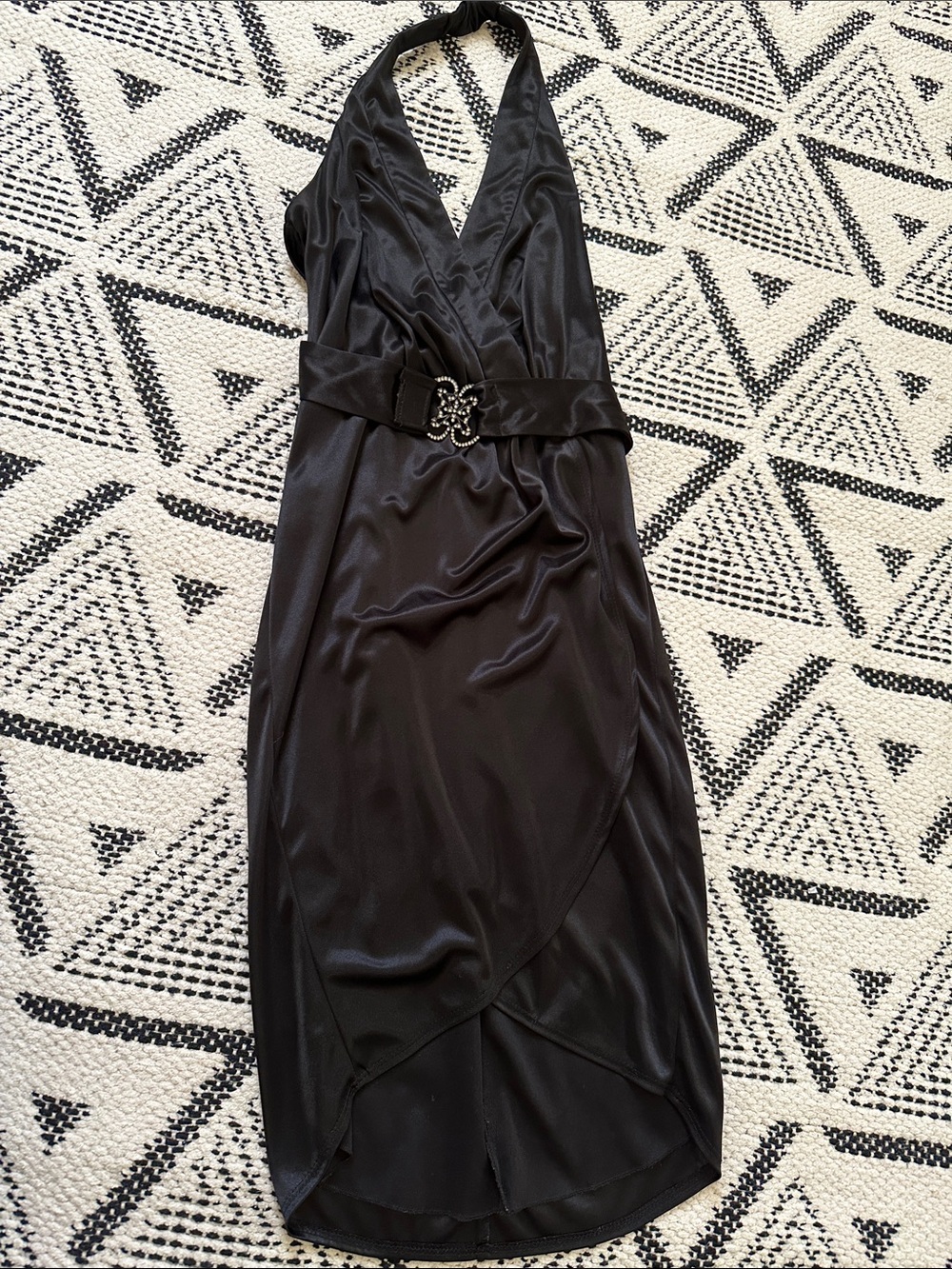 Black One-Shoulder Satin Cocktail Dress with Buckle